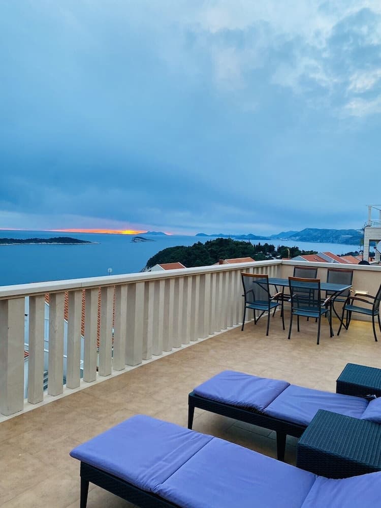 Güneşlenme verandası