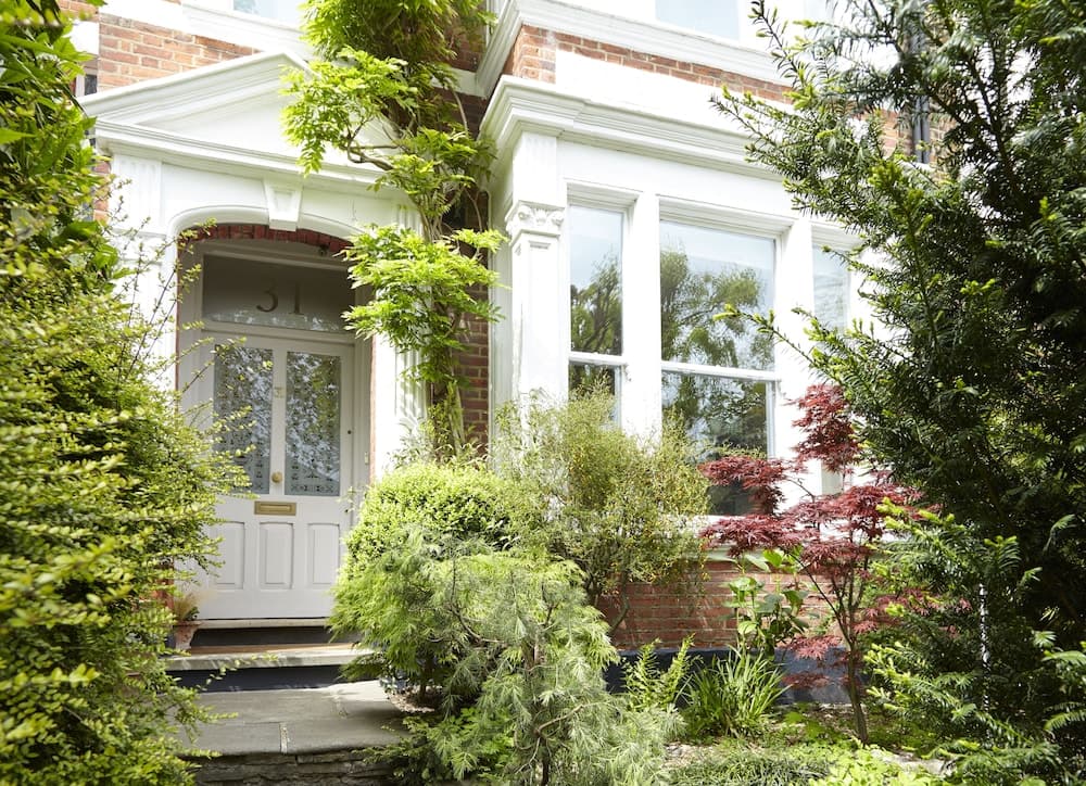 Konaklama yerinin ön cephesi