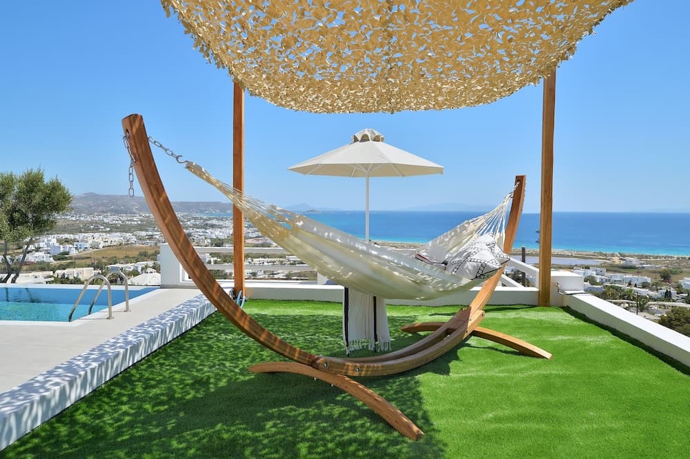 Mythology Naxos Villas & Suites