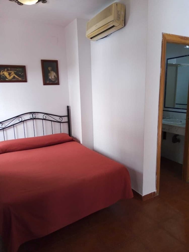 Hostal Alcazar I