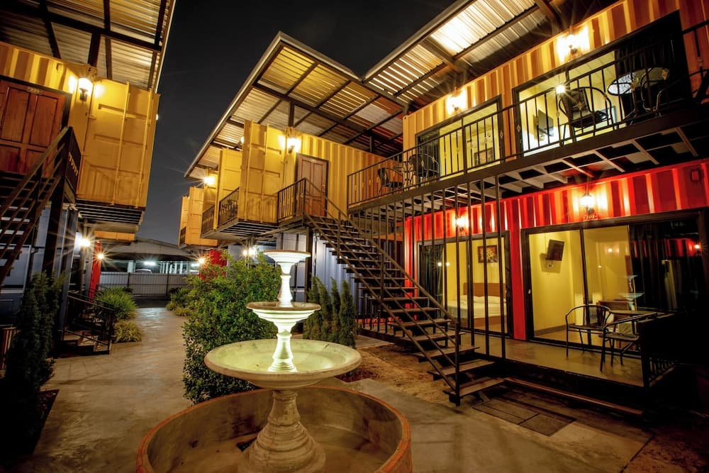 Tuscany Land Resort Donmuang