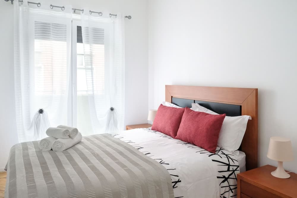 27 92 Campolide Apartment