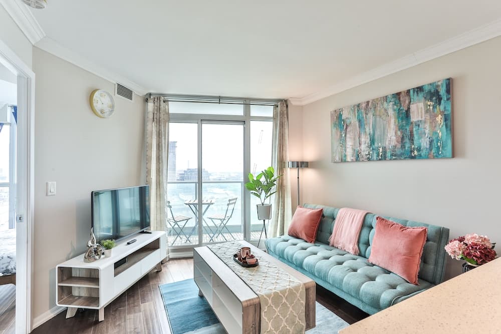 Lively Urban Condo in Old Toronto