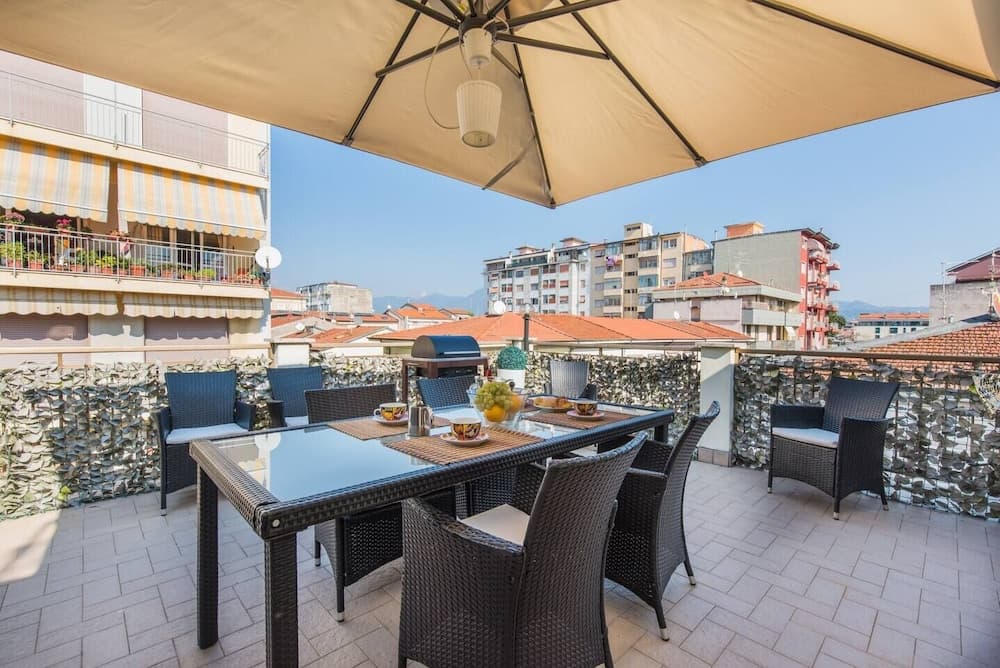 JOIVY Elly's Terrace-old City