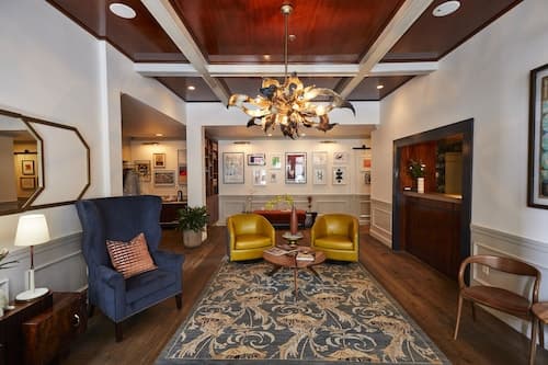 The Oliver Hotel