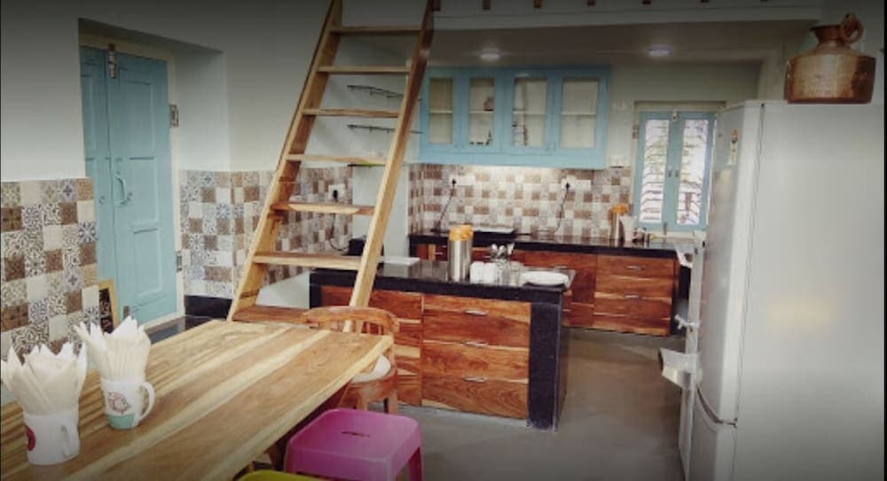 Jaipur Jantar Hostel