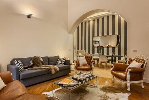 Luxury Large Loft by Dante House, Top Location