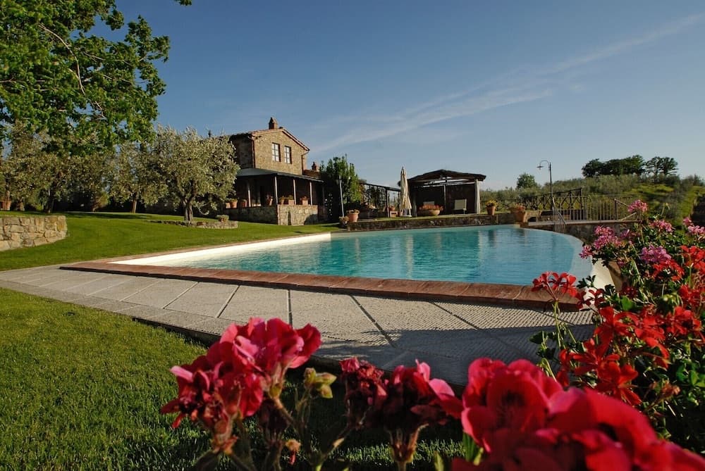 Romantic With Chianti Panorama