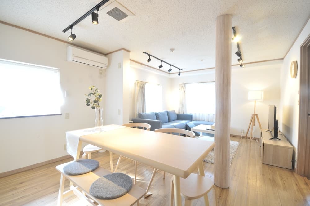 Condominium House Ten-roku