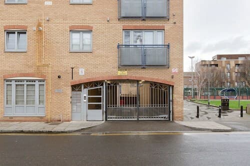 Serenity Apartment Whitechapel