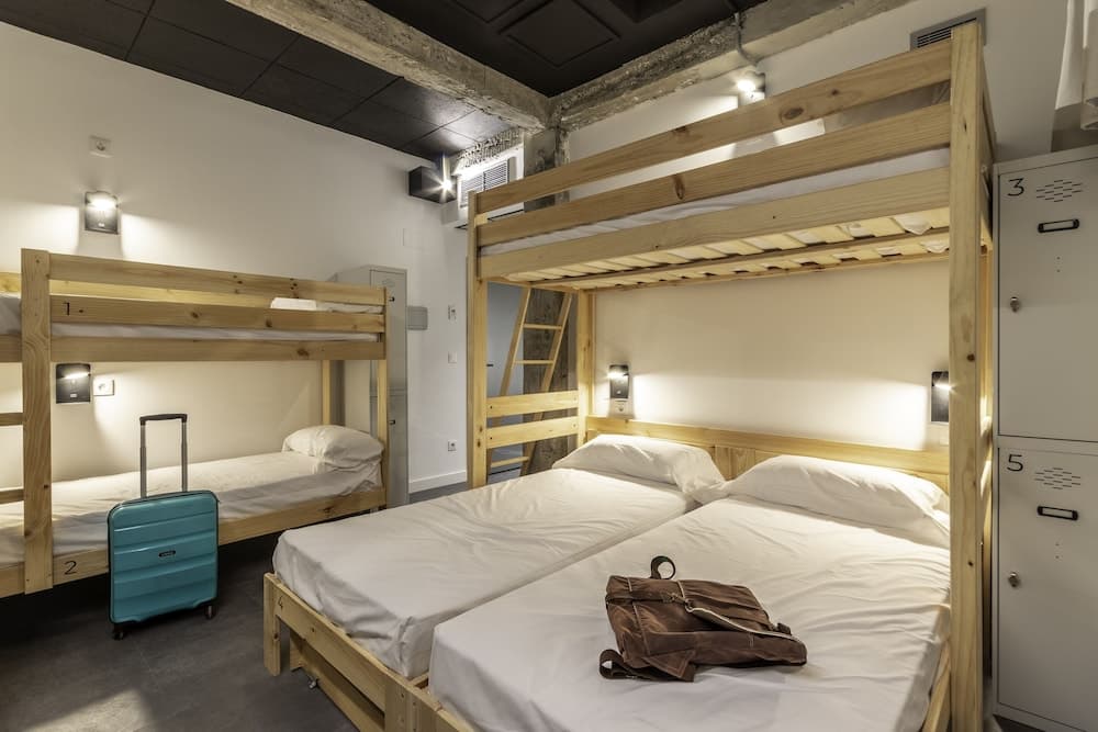 Ekoos , Bilbao Eko Hostel