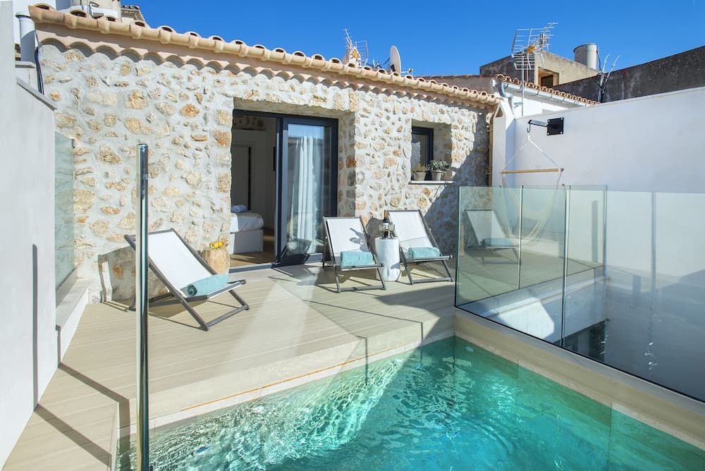 Villa Miquel