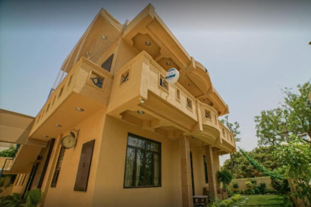 R41- A Boutique Hotel