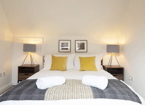 Kings Corner- Townhouse in the city