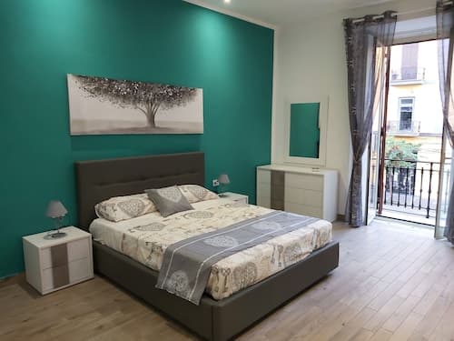 Dormire a Napoli Centro Holiday House
