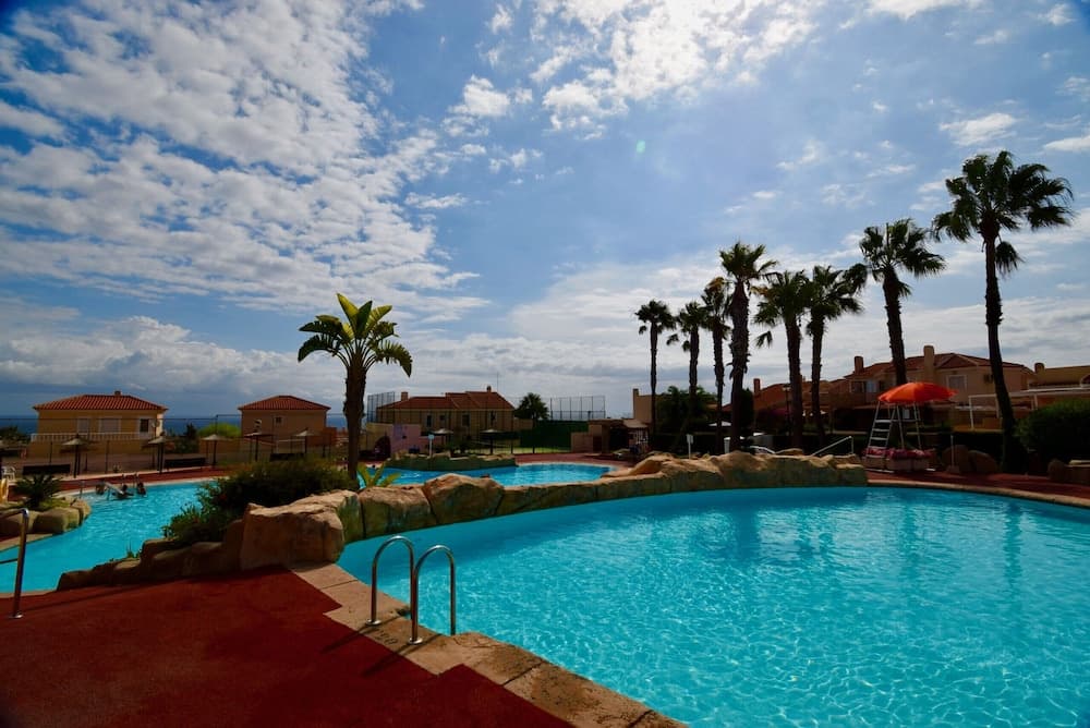 201 Sunflower - Ac/wifi - Private Pool