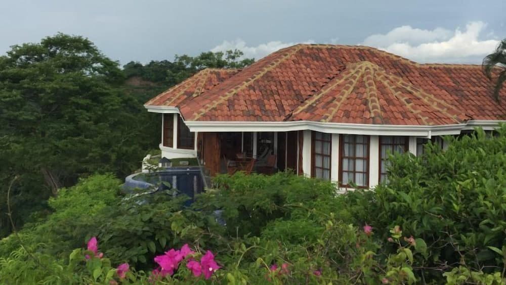 Casita Cole