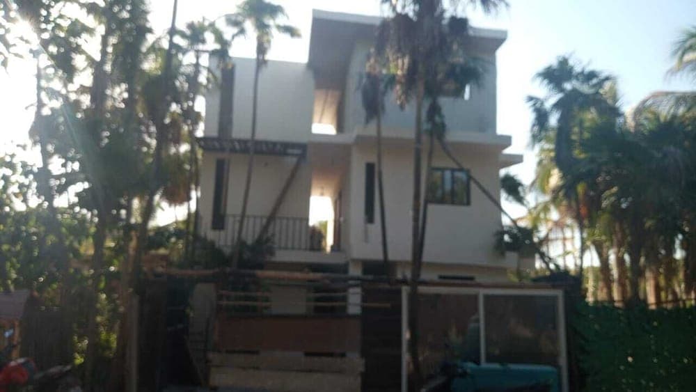 Konaklama yerinin ön cephesi