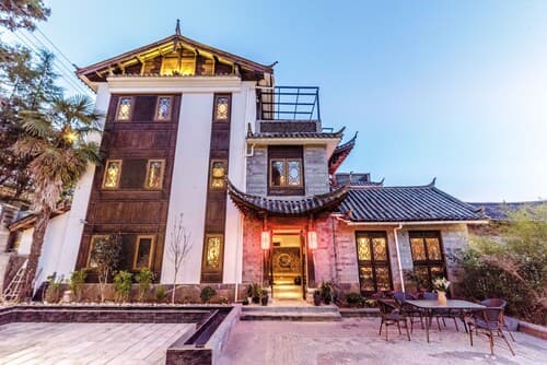 Floral Hotel Yun Xi Lijiang