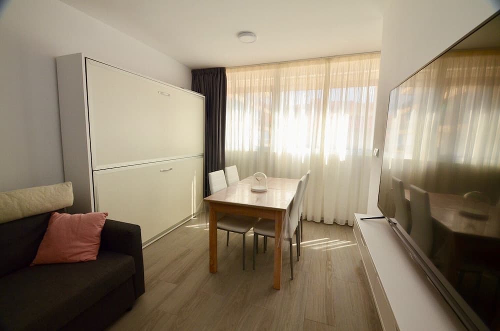 052 Luxury Pool - Ac/wifi