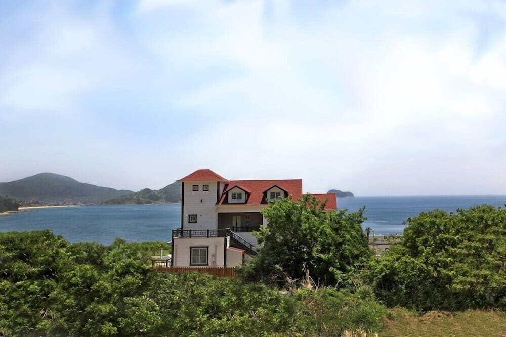 Eoullim Pension
