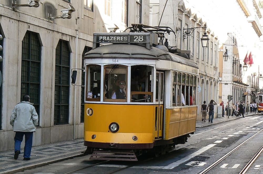 Lisbon Home Host - Hostel