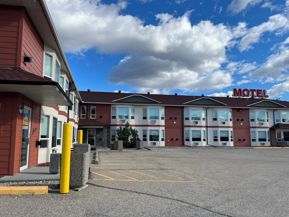 Western Budget Whitecourt 1 & 2