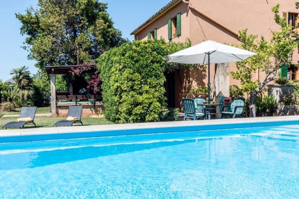Villa - 4 Bedrooms with Pool and WiFi - 103166