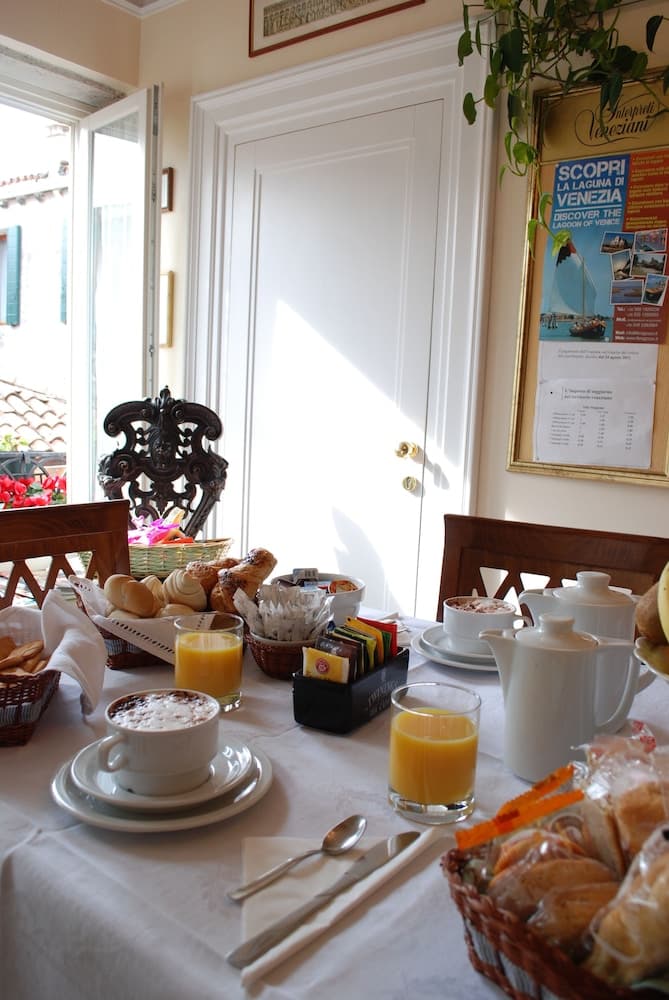 Açık büfe kahvaltı