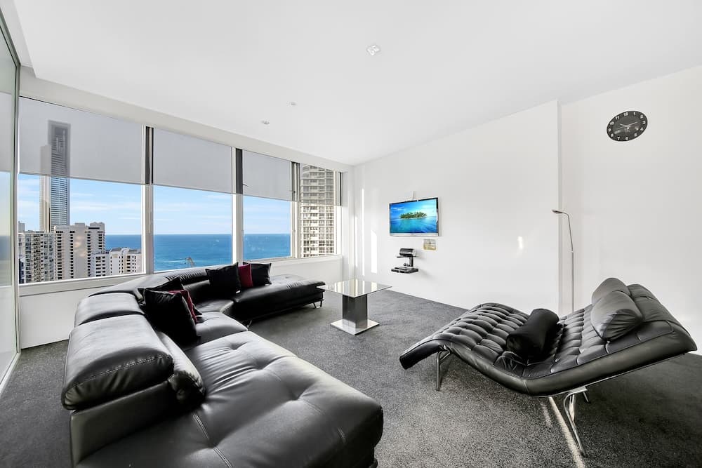 Surfers Paradise Ocean view
