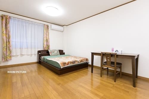 Centrally Located Deluxe Furnished.2