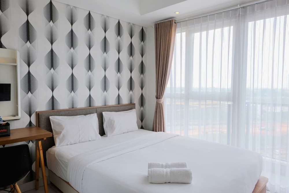 Homey and Comfy Studio Casa De Parco Apartment