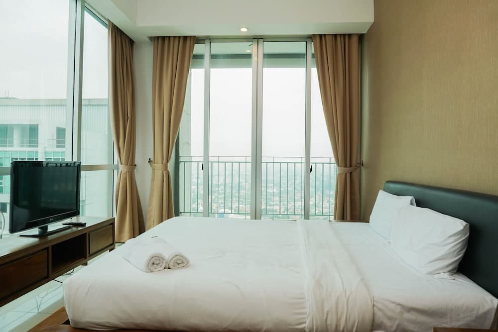 Suite 3BR Kemang Village Apartment