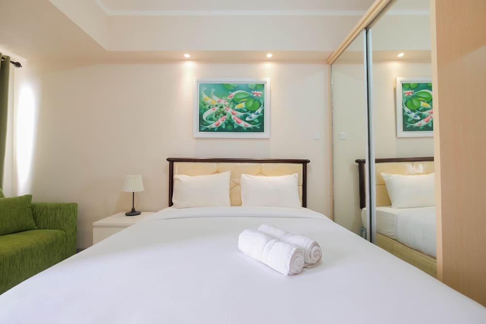 Minimalist and Comfy Studio The Oasis Cikarang Apartment
