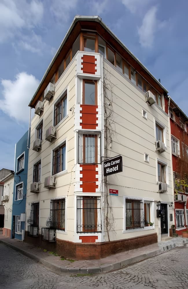 Sofia Corner Hotel