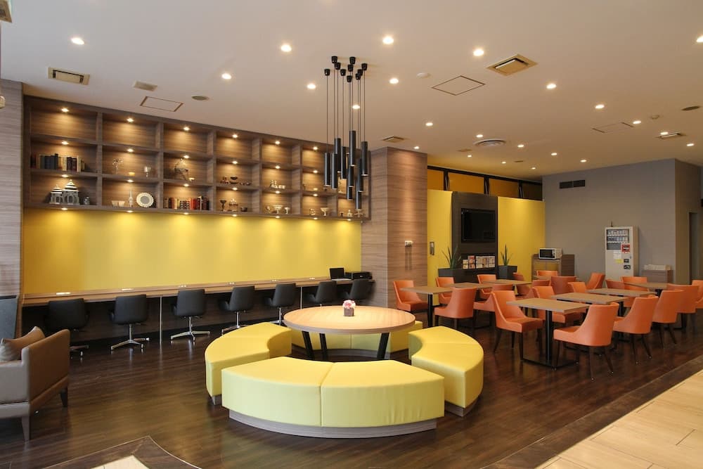 Lobi dinlenme salonu