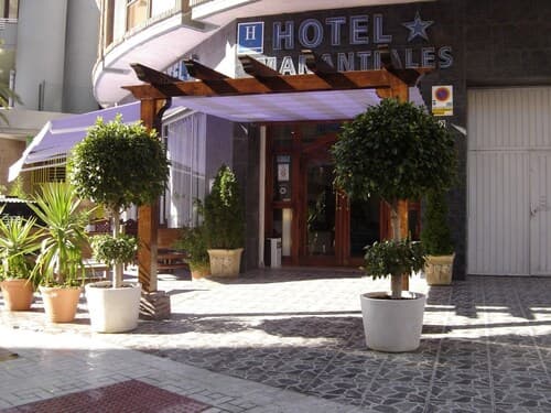 Hotel Manantiales
