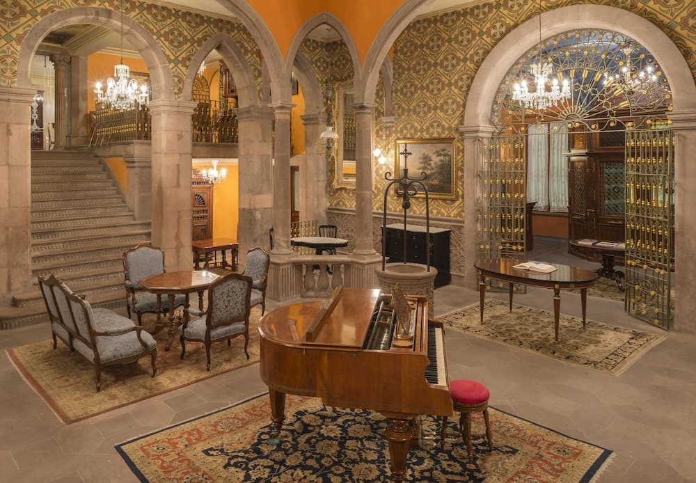 Lobi dinlenme salonu