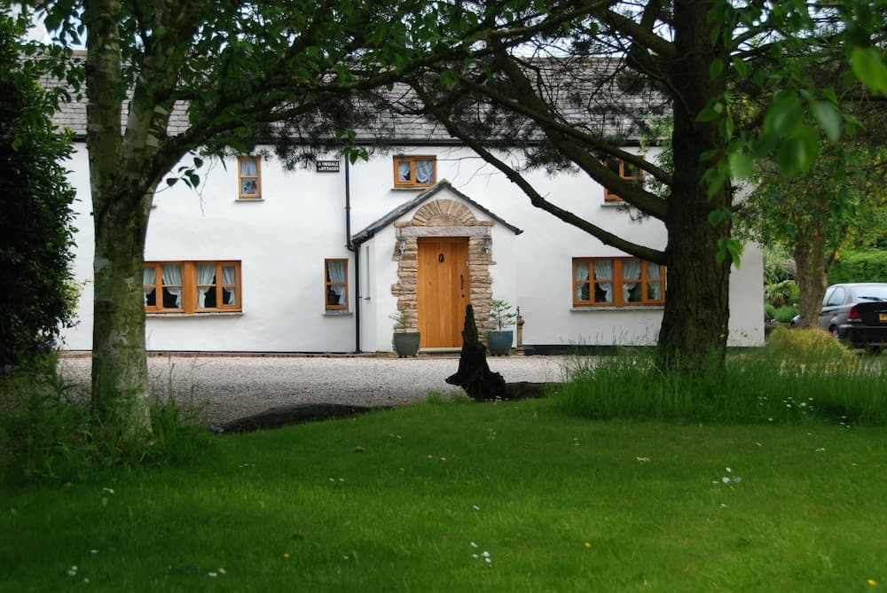 Armidale Cottages Bed & Breakfast