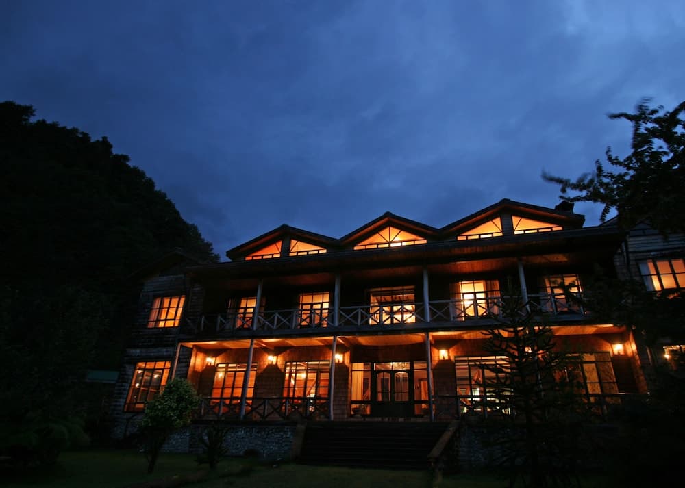 Mitico Puelo Lodge