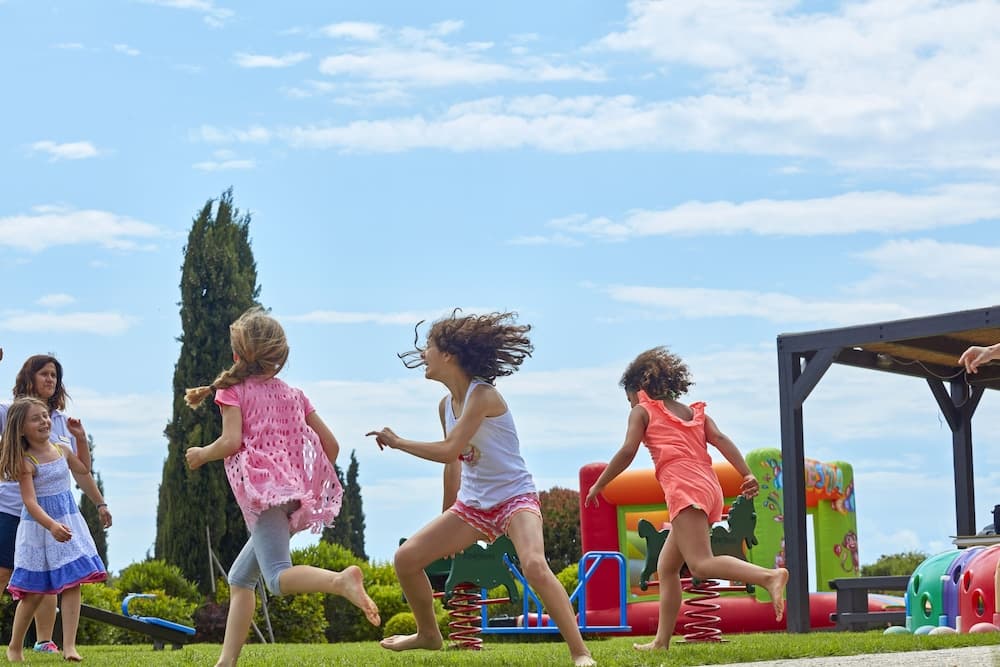 Çocuklar için oyun alanı - dış mekân