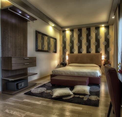 La Grotta Hotel