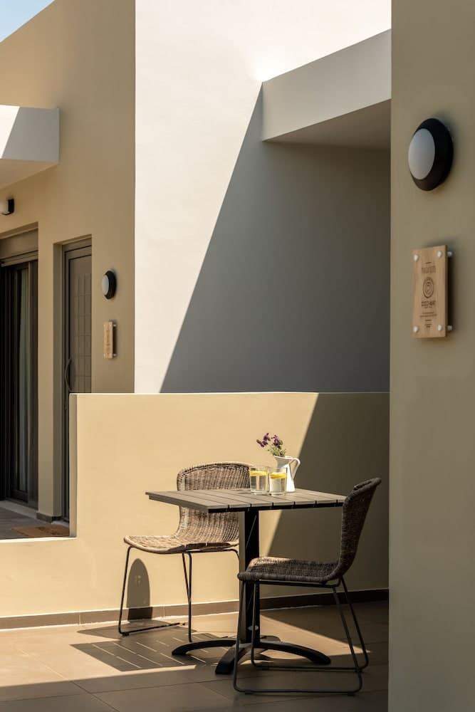 Plakias Suites