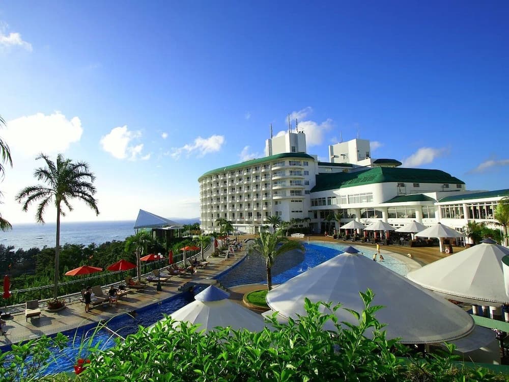 Okinawa Kariyushi Beach Resort Ocean Spa