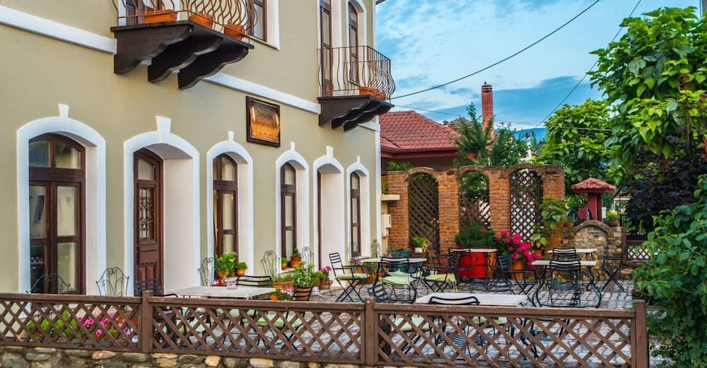 Oikoperiigitis Hotel