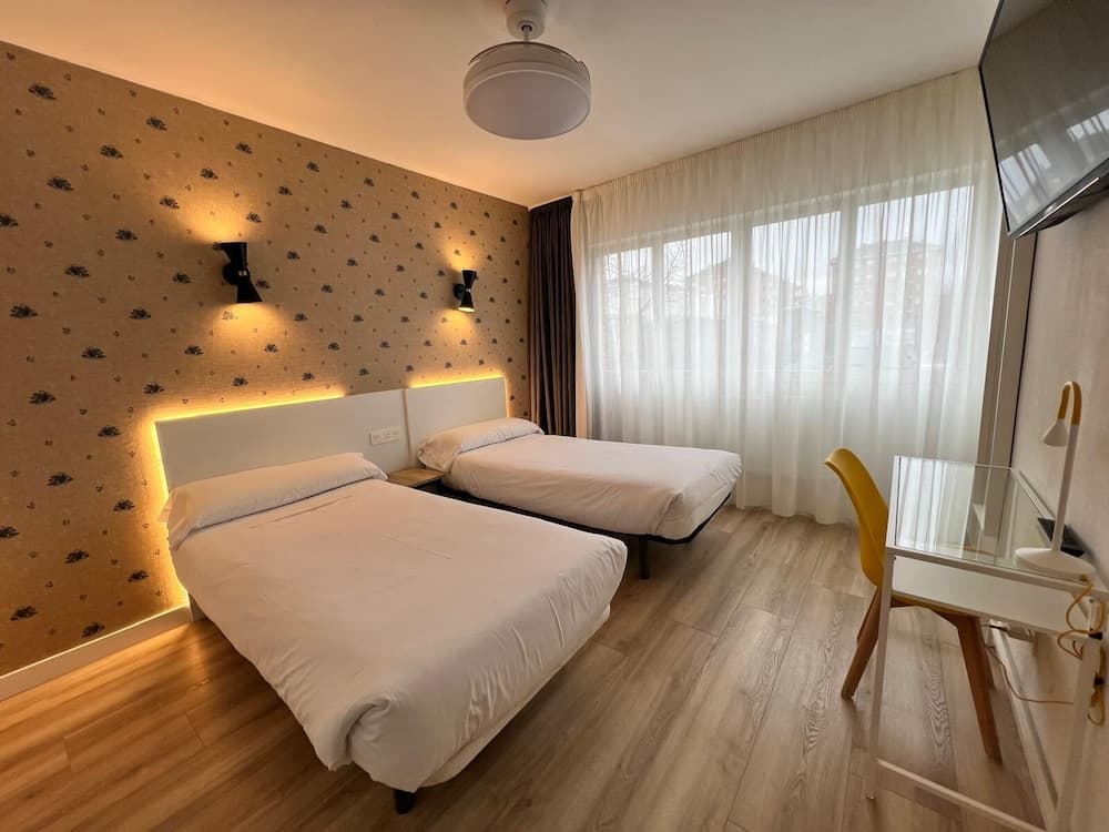 IRAIPE GORBEA HOTEL