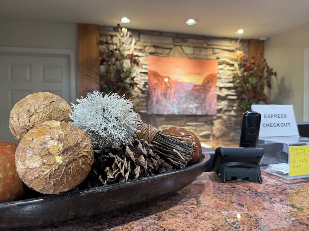 Claridge Inn