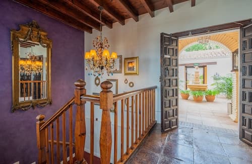 LA TARTANA HOTEL BOUTIQUE