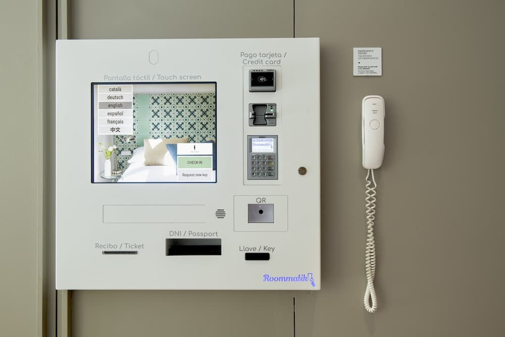 Giriş/çıkış büfesi