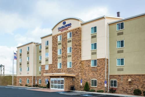 Candlewood Suites Pittsburgh Cranberry by IHG